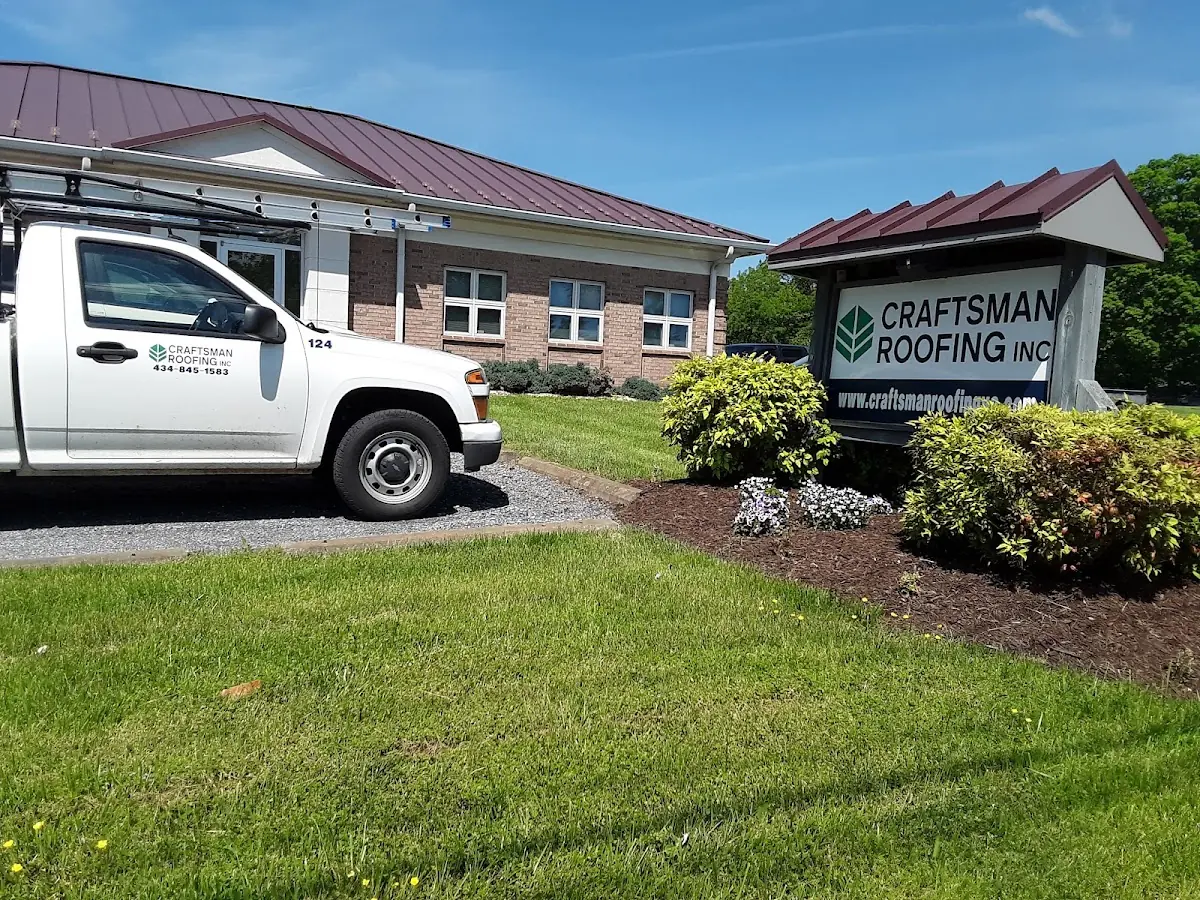 Quality Gutter & Downspout Repair by experienced craftsmen in Oak Park Estates